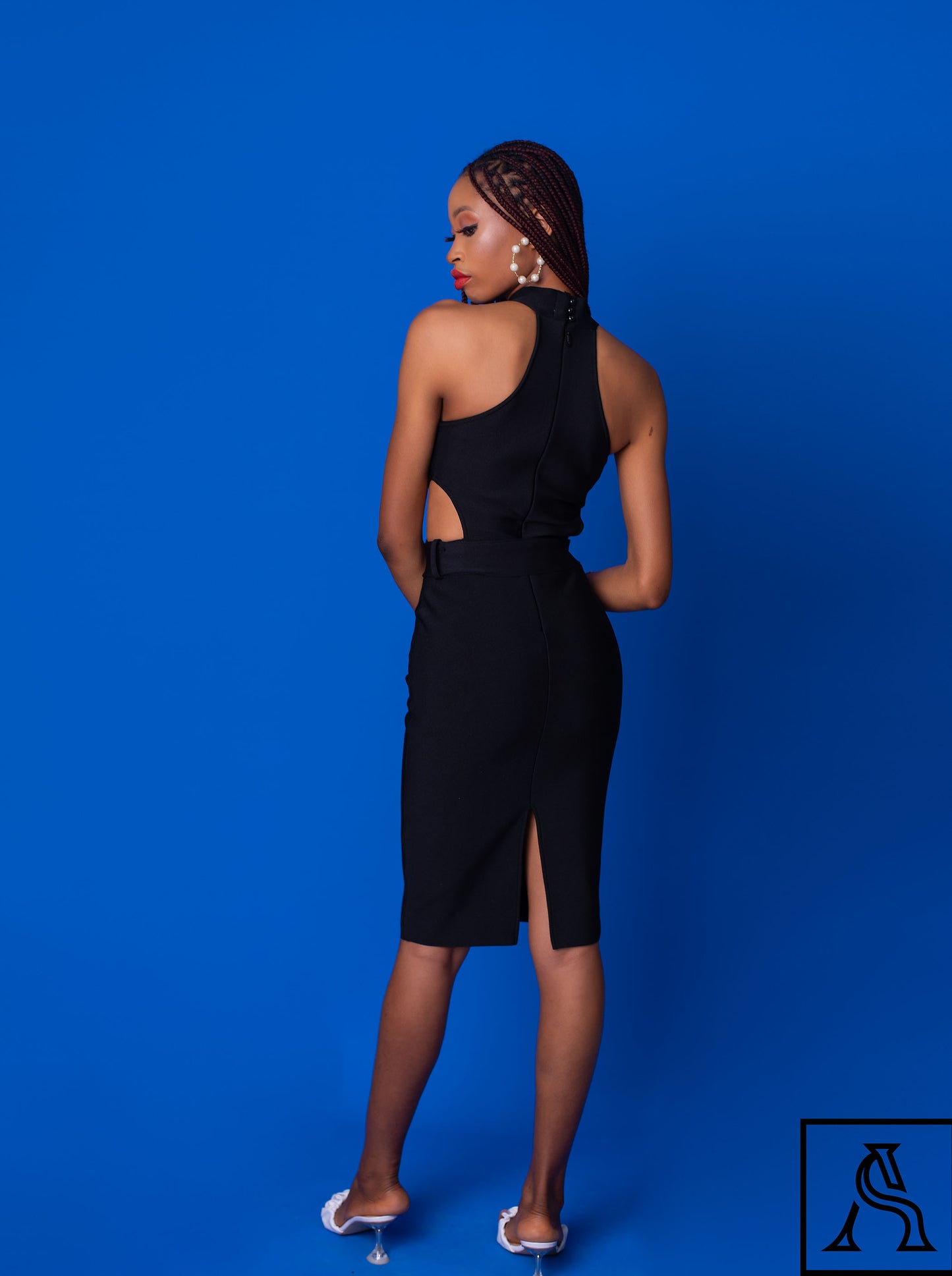 Elegant Black Dress Sophisticated evening wear