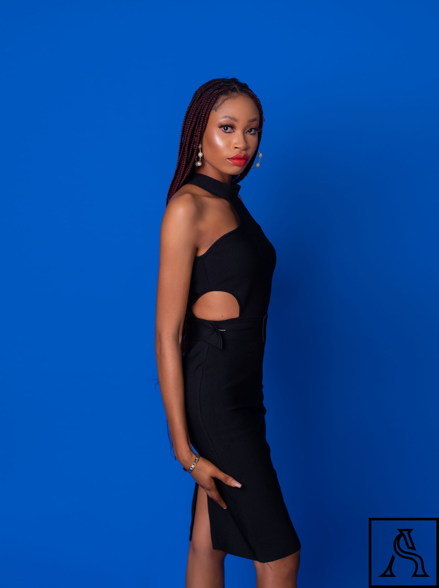 Elegant Black Dress Sophisticated evening wear