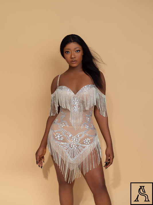 Elegant Pearl-Embellished Bodysuit Stylish fringed mini dress