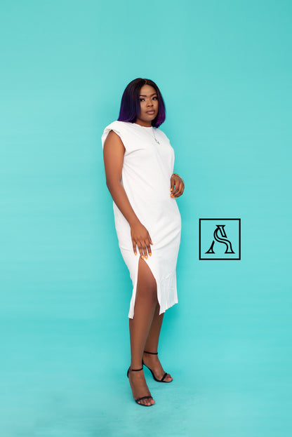 Elegant White Midi Dress A sophisticated addition to your wardrobe