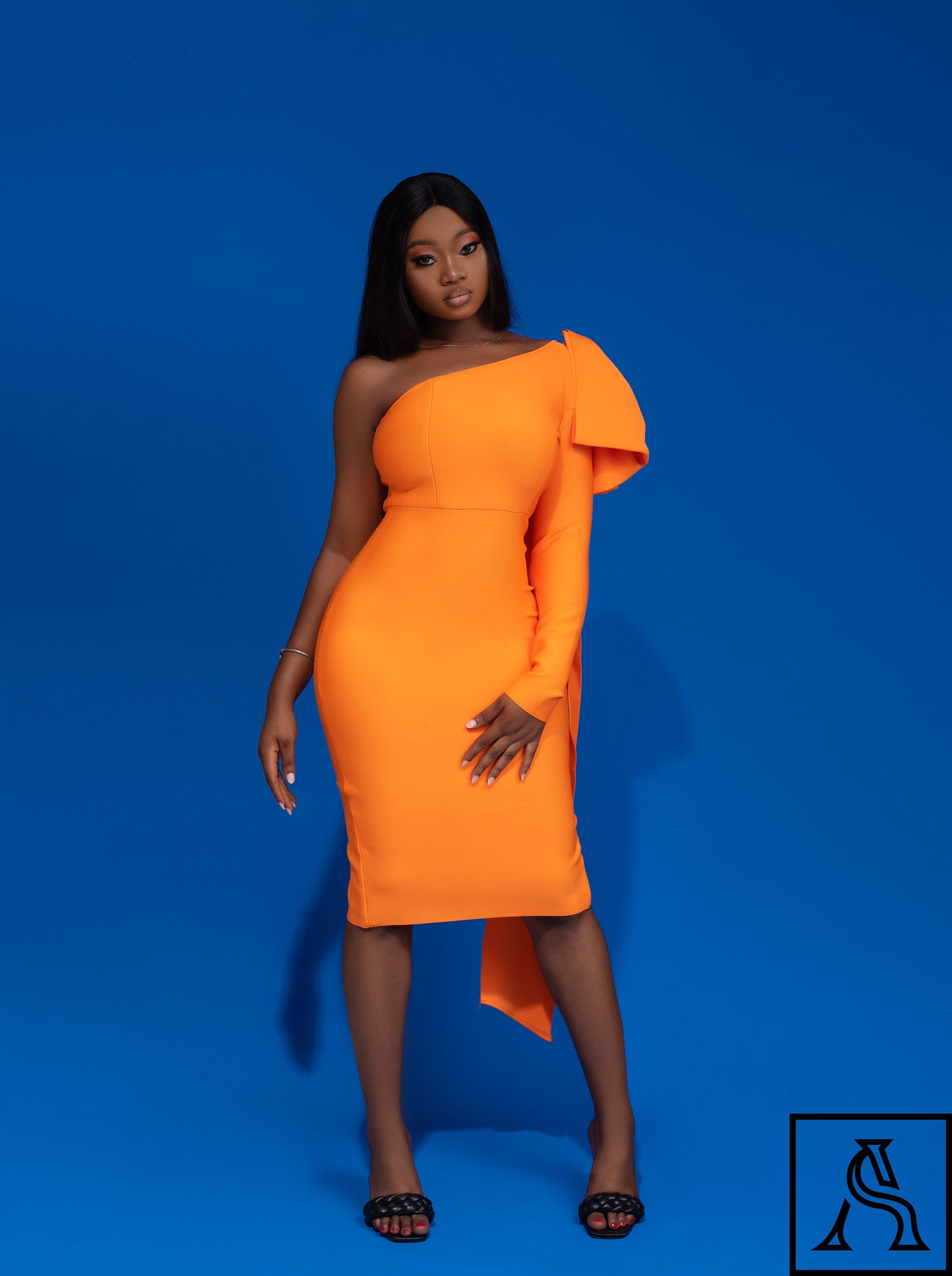 Orange One-Shoulder Dress Elegant and Bold Fashion